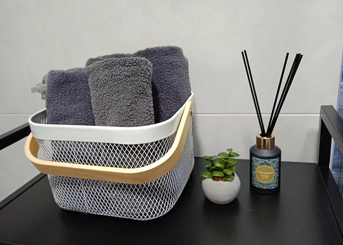 Citystay Studio - Modern Stay With Garage